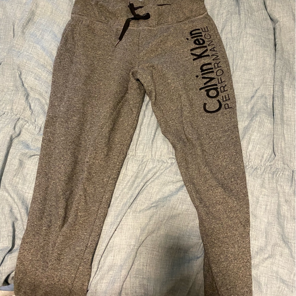 Women’s sweatpants size medium